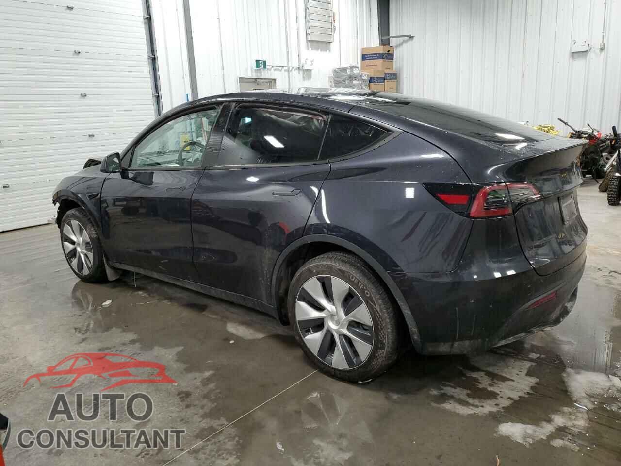 TESLA MODEL Y 2024 - 7SAYGDEE4RF081502