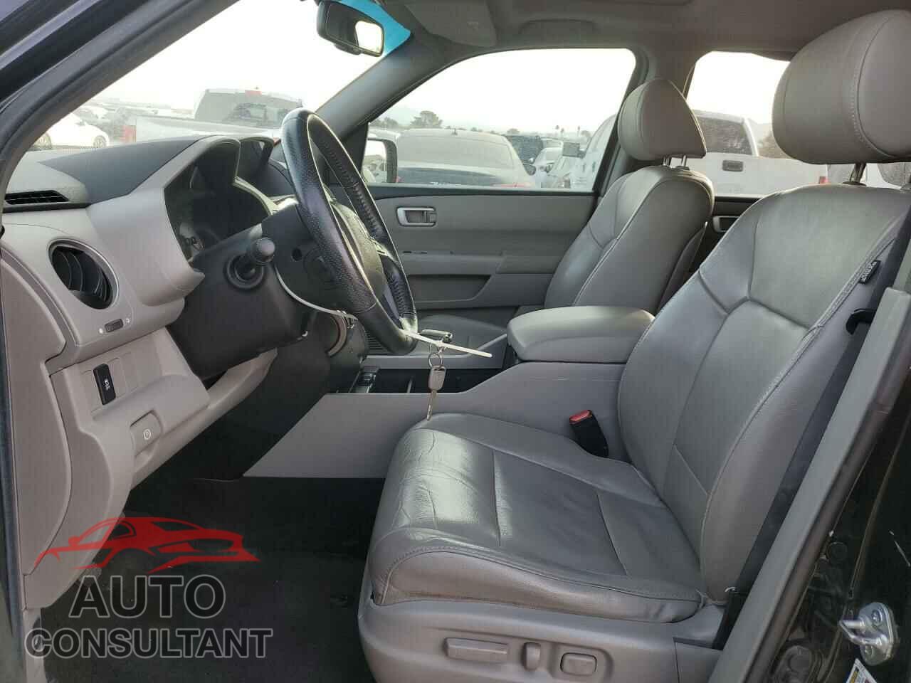 HONDA PILOT 2012 - 5FNYF4H52CB002167