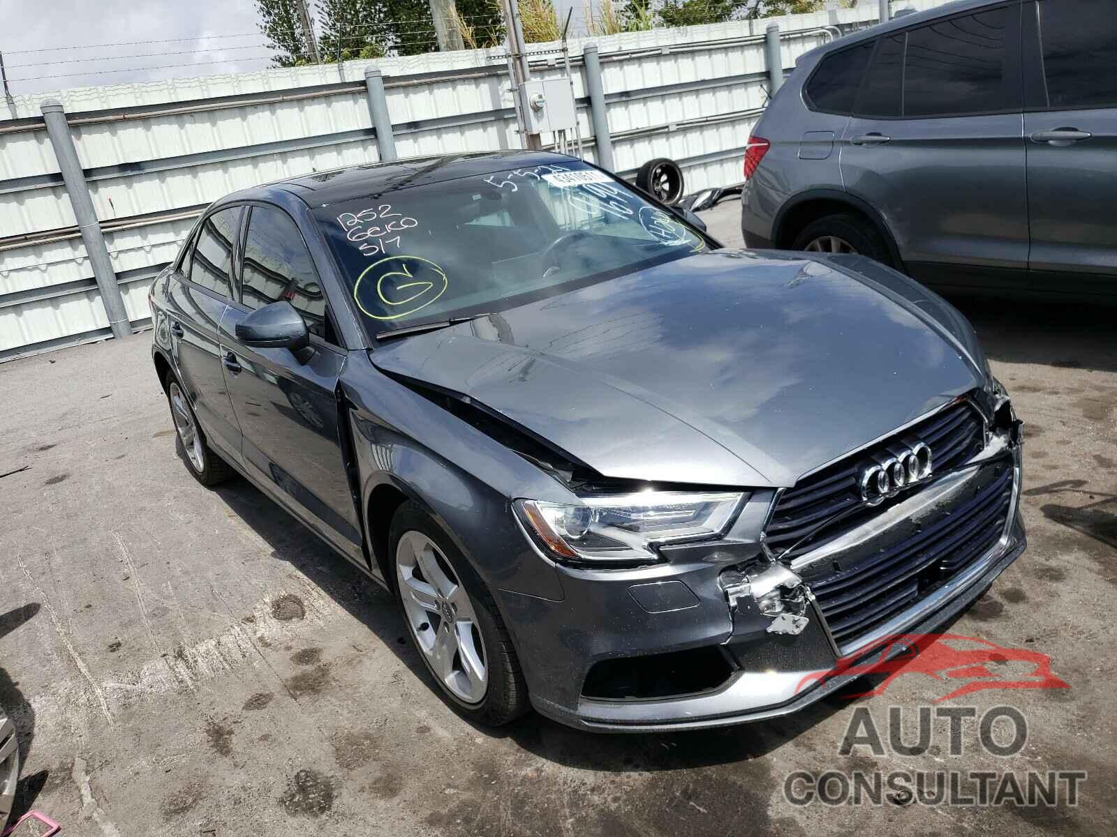 AUDI A3 2018 - WAUAUGFF8J1049694