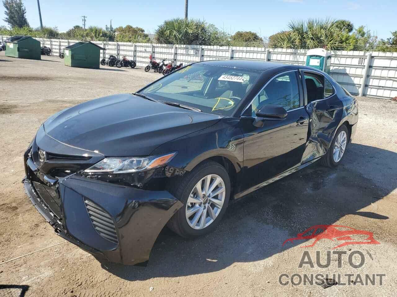 TOYOTA CAMRY 2024 - 4T1C11AK4RU879133