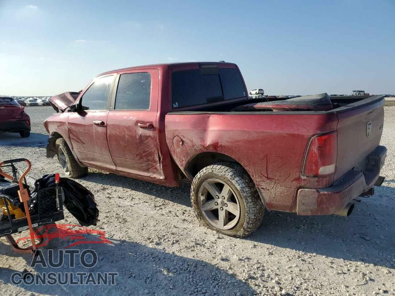 DODGE RAM 1500 2012 - 1C6RD7MT2CS254138