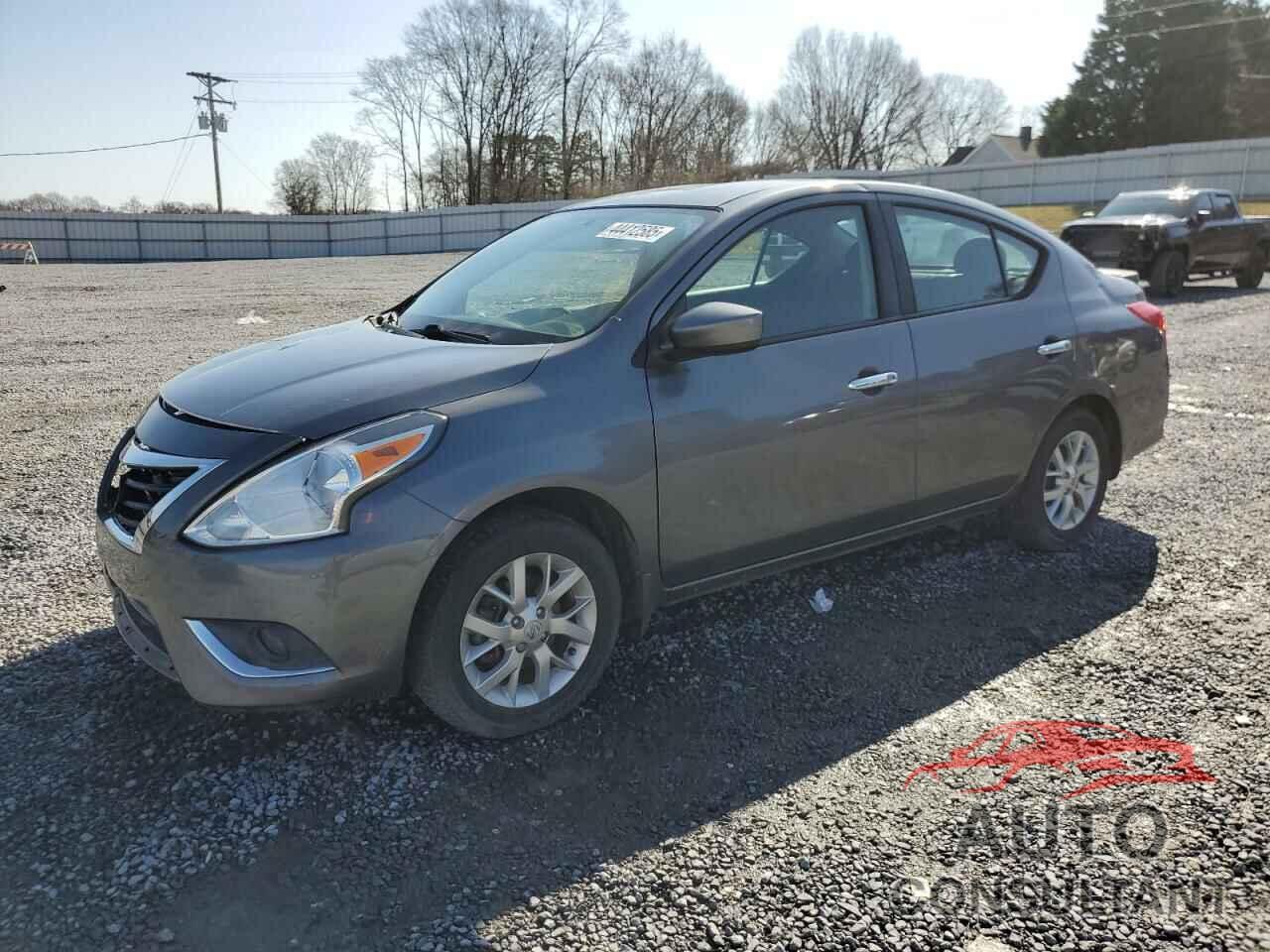 NISSAN VERSA 2017 - 3N1CN7AP3HL894189