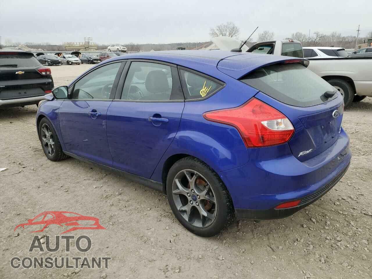 FORD FOCUS 2014 - 1FADP3K27EL247136