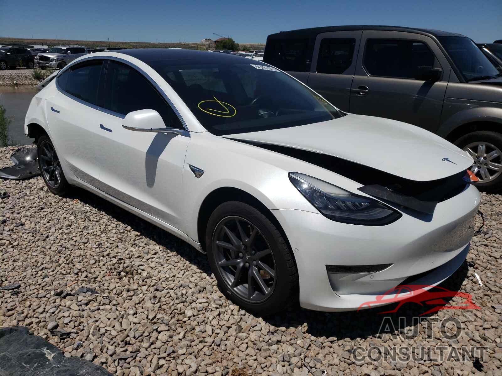 TESLA MODEL 3 2017 - 5YJ3E1EA2HF002352