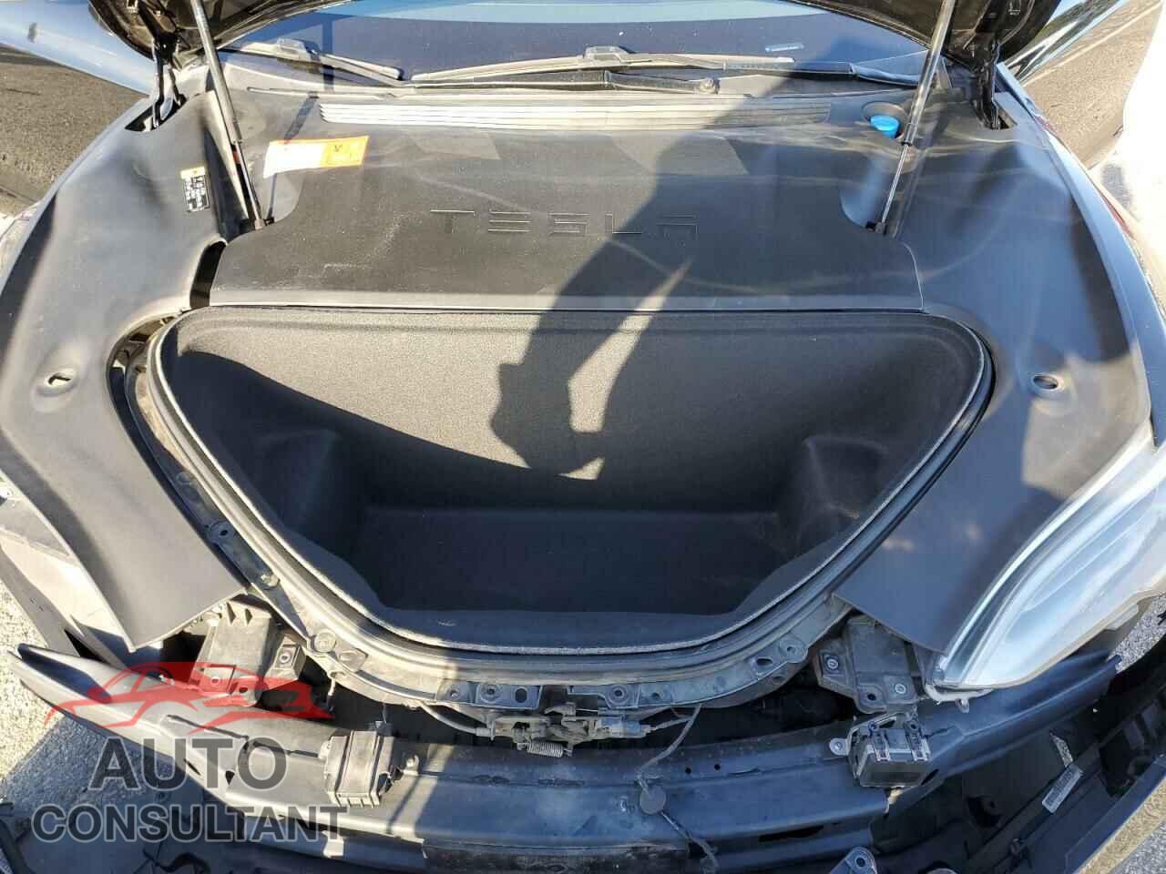 TESLA MODEL S 2017 - 5YJSA1E24HF204819