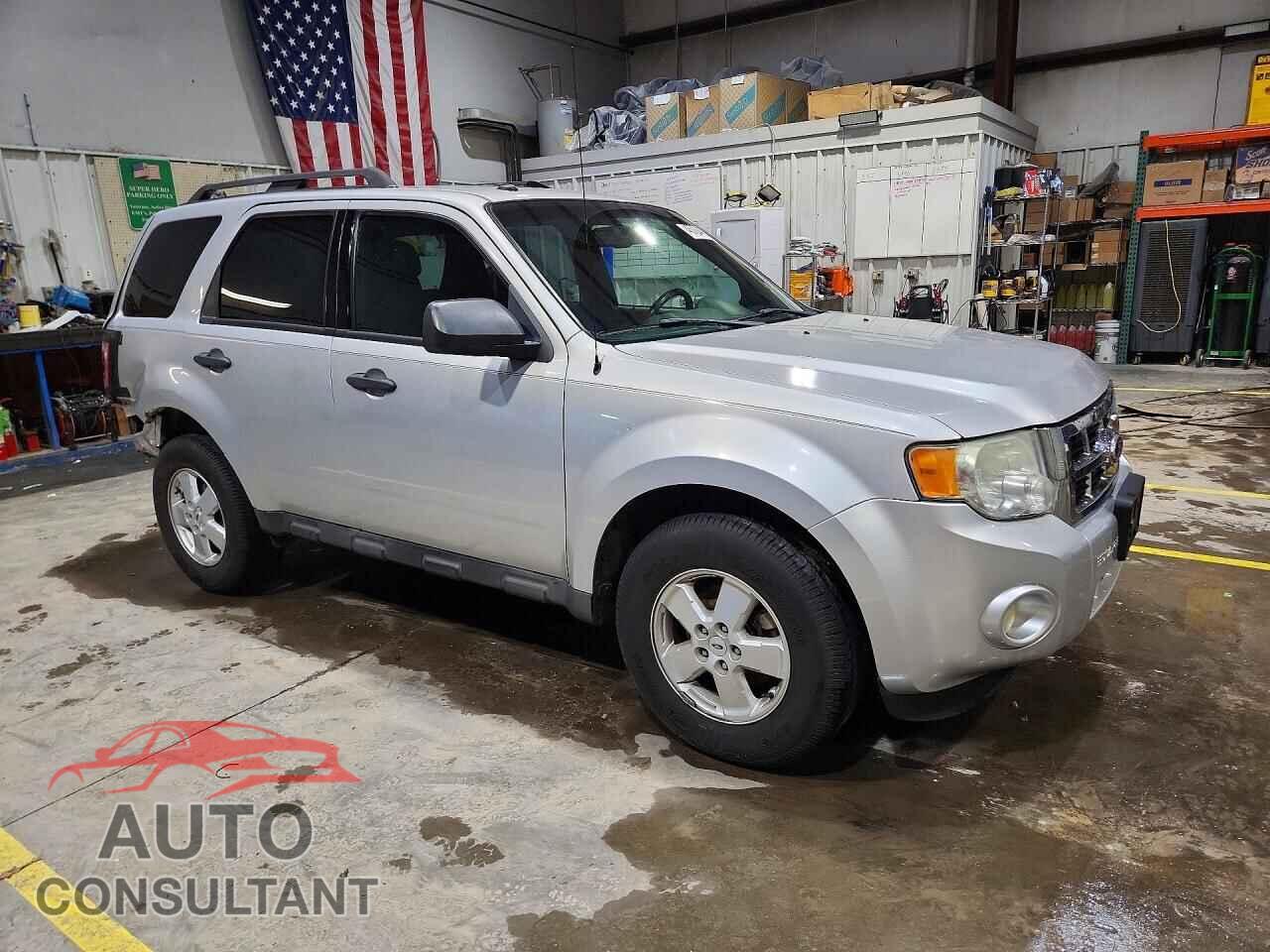 FORD ESCAPE 2011 - 1FMCU0DG4BKA22711