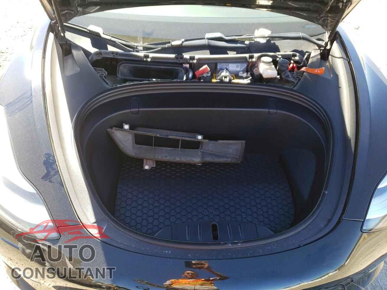 TESLA MODEL 3 2019 - 5YJ3E1EA7KF306316