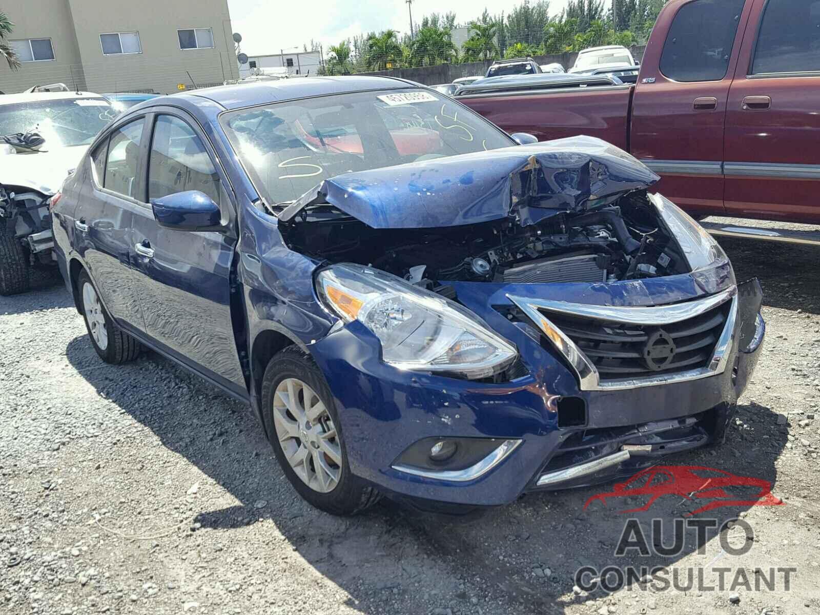 NISSAN VERSA 2018 - 3N1CN7AP2JL833583