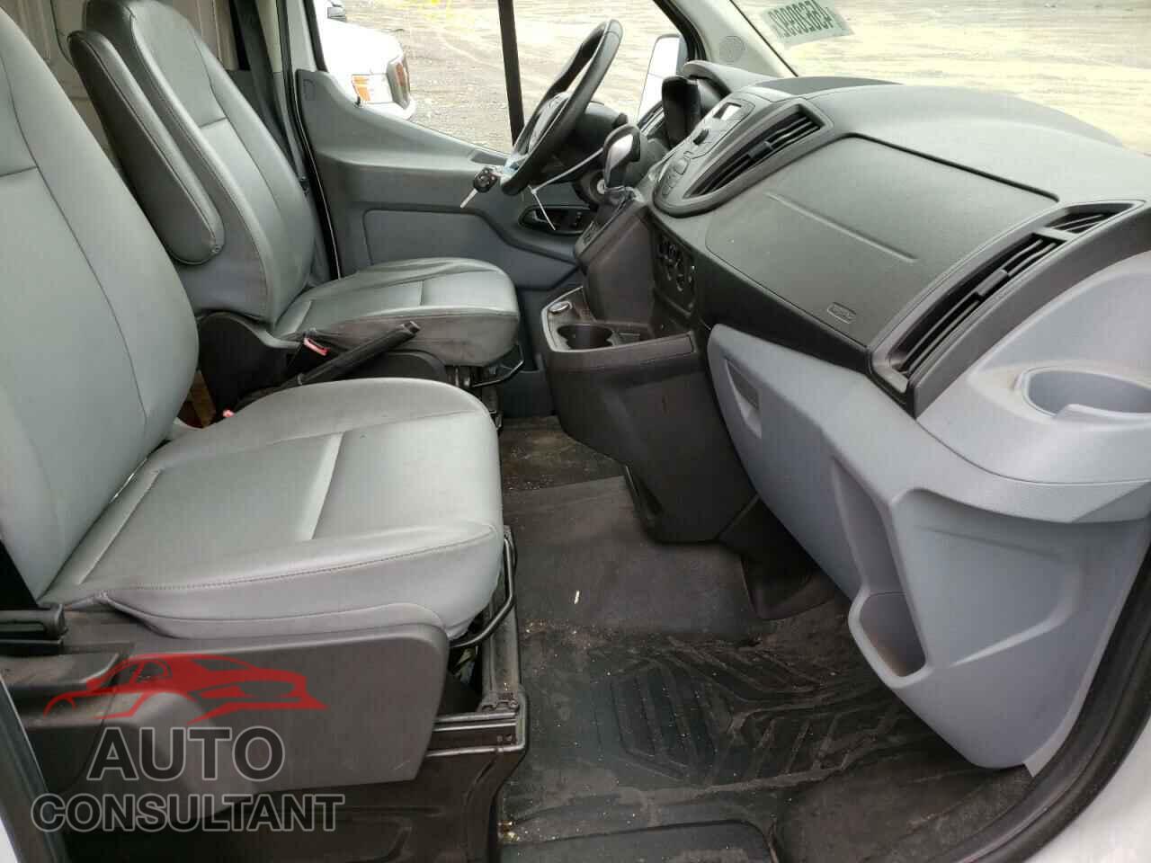 FORD TRANSIT CO 2017 - 1FTBW2CG7HKB20003