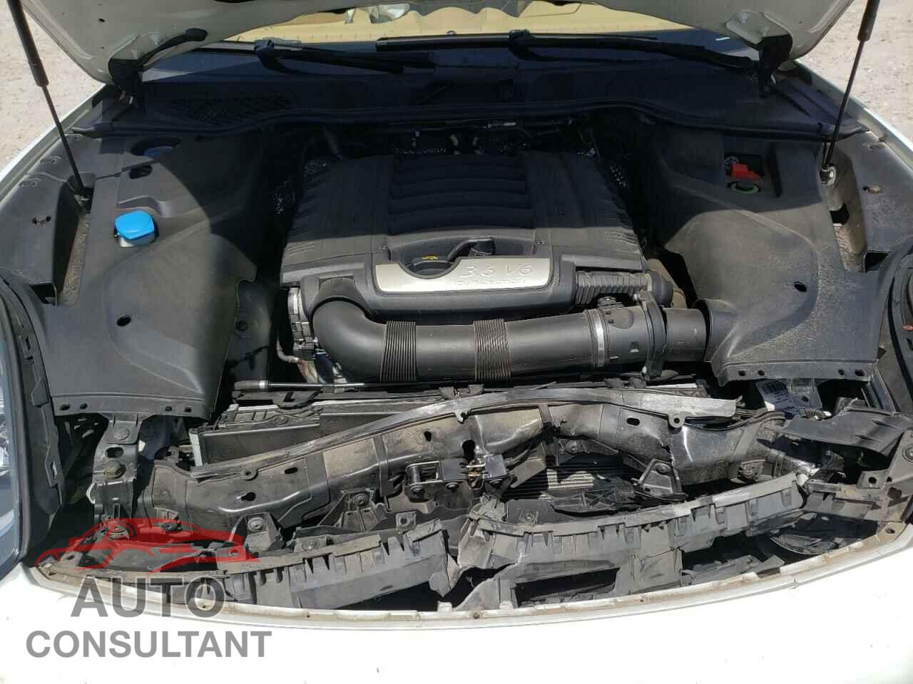 PORSCHE CAYENNE 2016 - WP1AA2A20GKA37804