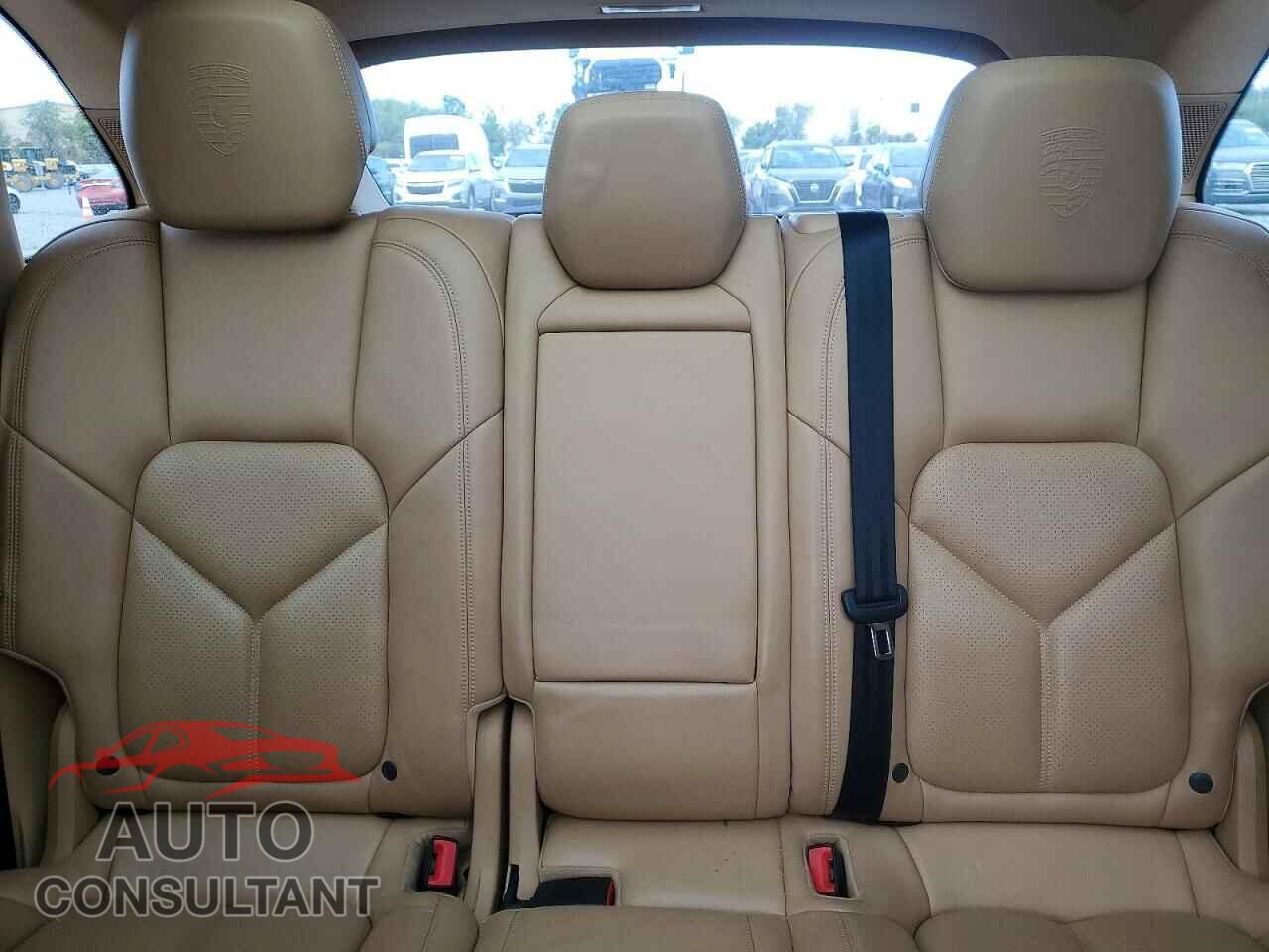 PORSCHE CAYENNE 2017 - WP1AE2A29HLA70932