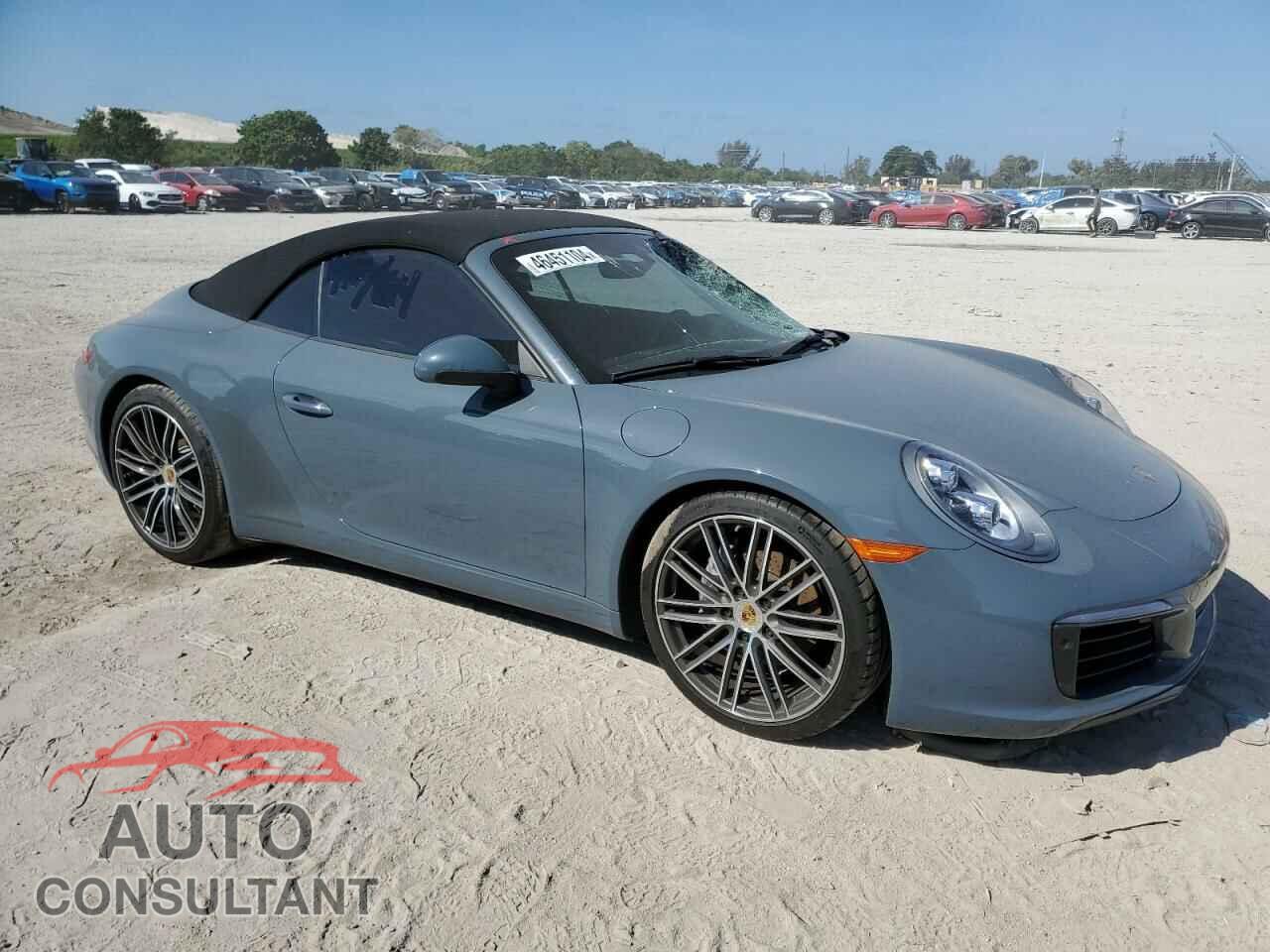PORSCHE 911 2018 - WP0CA2A92JS138440
