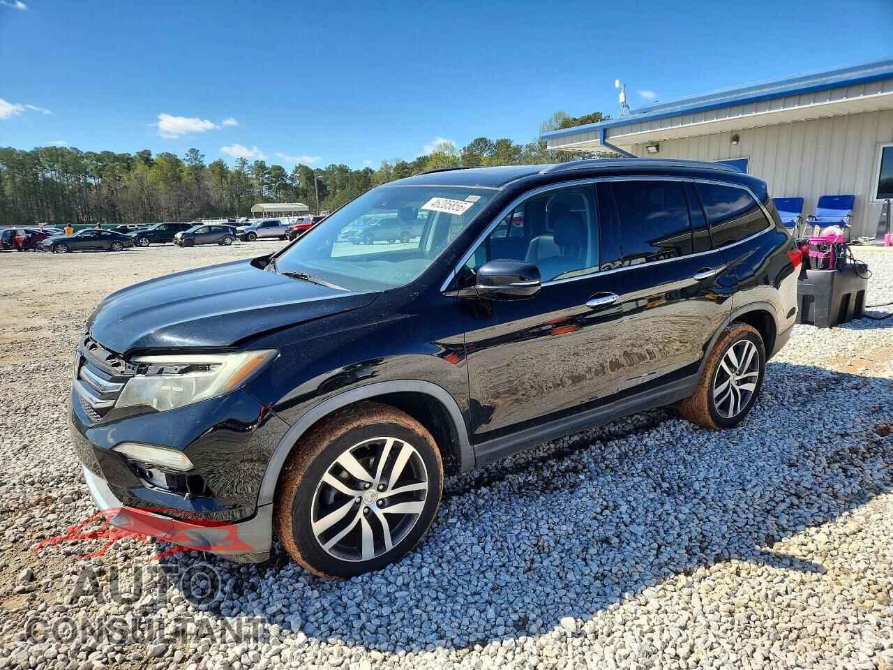 HONDA PILOT 2017 - 5FNYF6H94HB036889