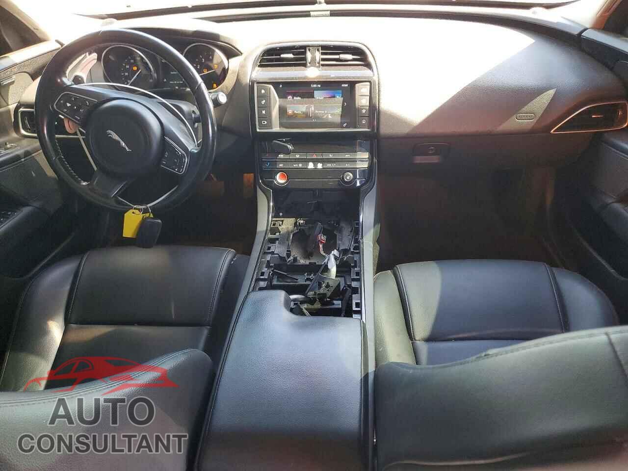 JAGUAR XE 2017 - SAJAD4BG1HA965841