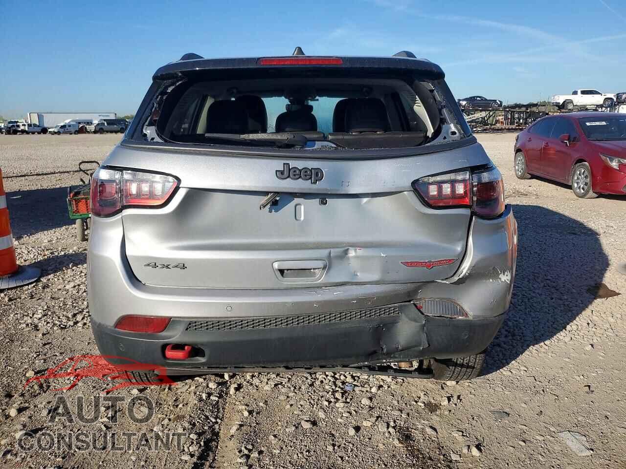 JEEP COMPASS 2021 - 3C4NJDDB6MT572303