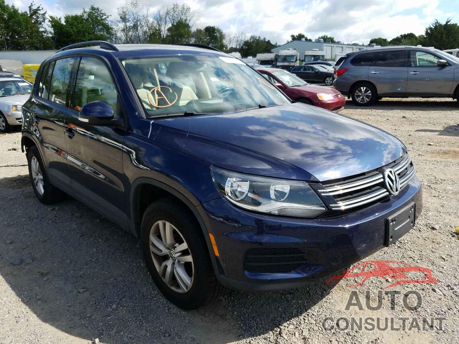 VOLKSWAGEN TIGUAN 2016 - WVGBV7AX8GW605272