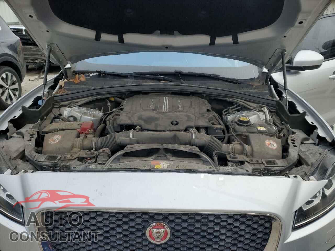 JAGUAR F-PACE 2017 - SADCJ2BV3HA066082