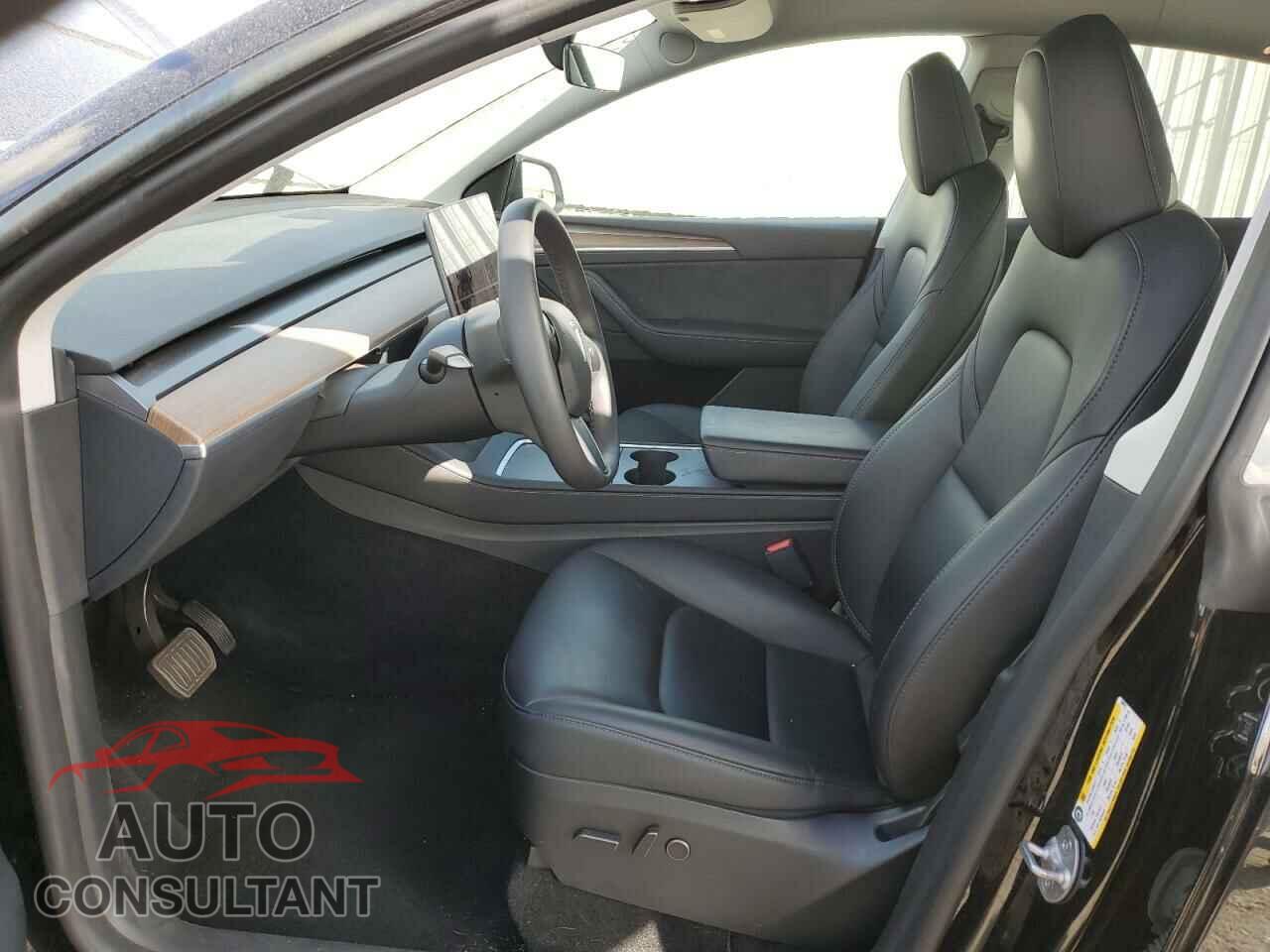 TESLA MODEL Y 2023 - 7SAYGDED6PF939931