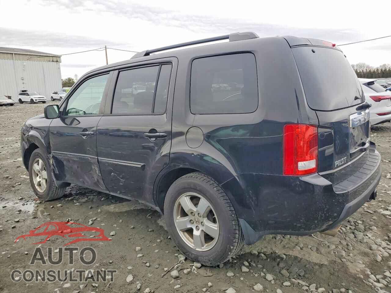 HONDA PILOT 2011 - 5FNYF4H77BB040154