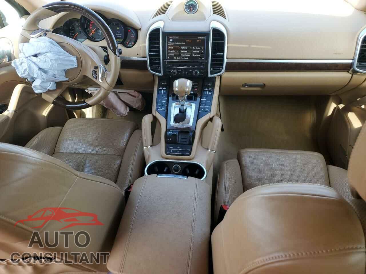 PORSCHE CAYENNE 2012 - WP1AA2A2XCLA06709