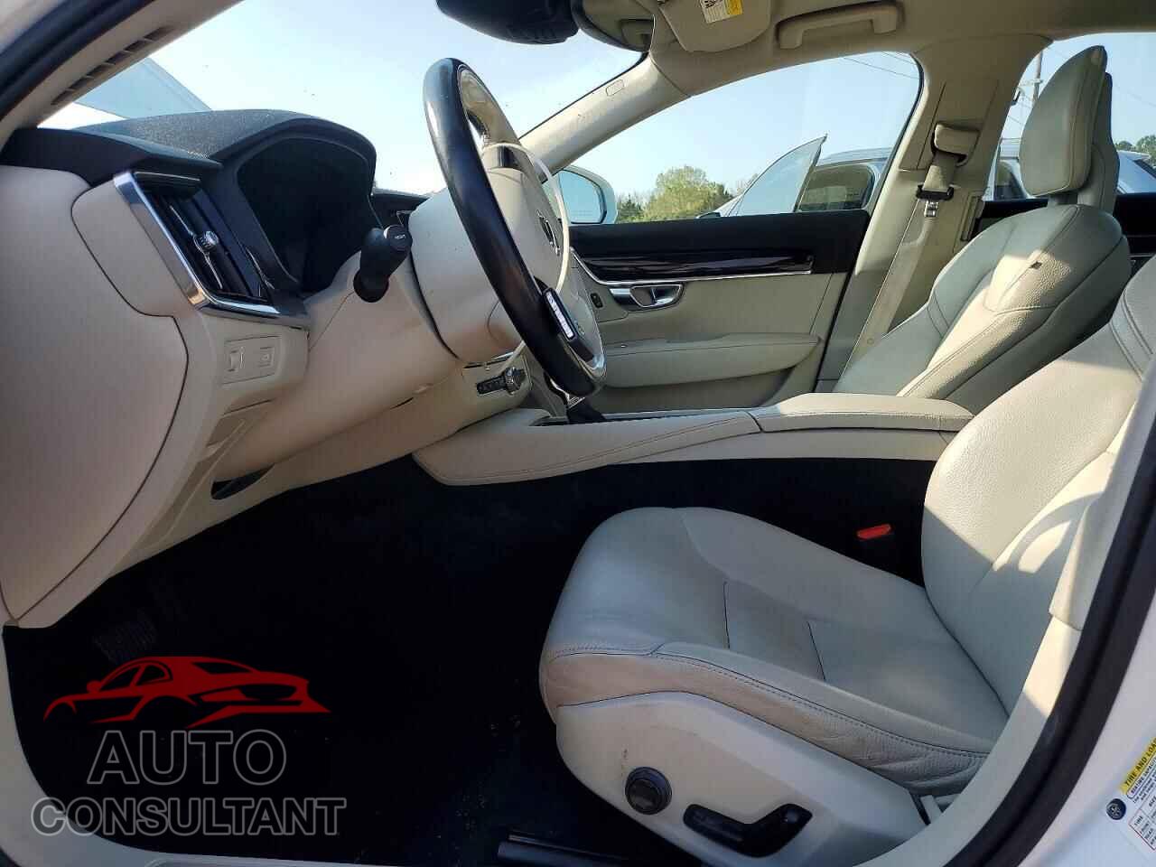VOLVO S90 2018 - LVY982MK8JP034597
