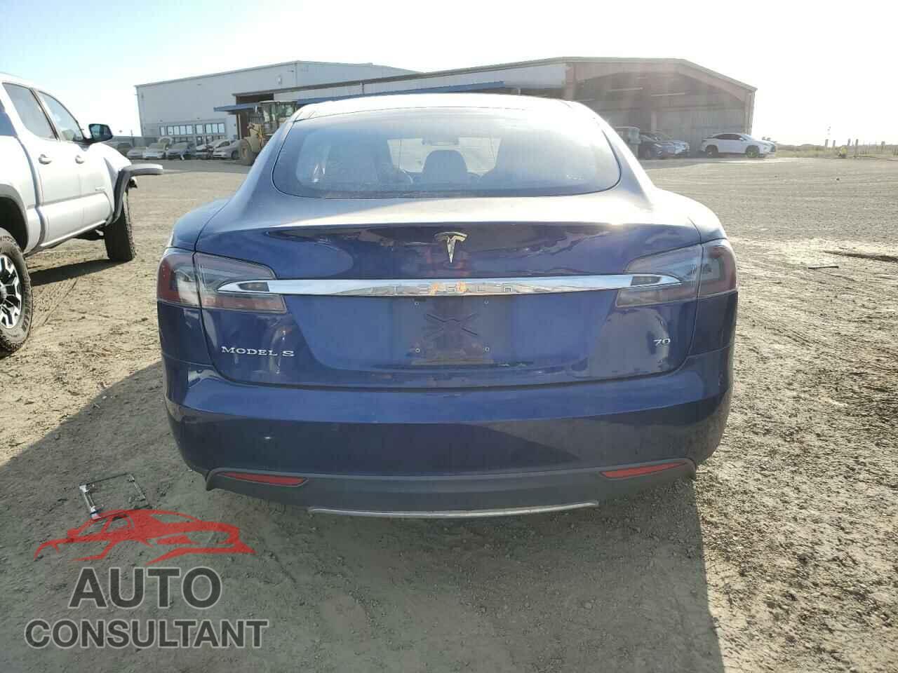TESLA MODEL S 2015 - 5YJSA1E15FF113885