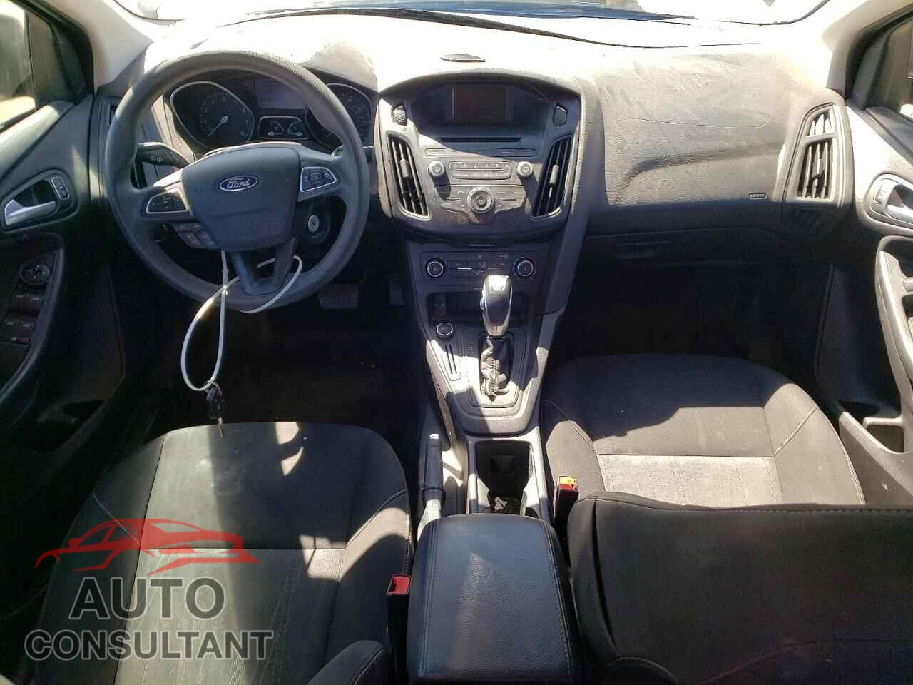 FORD FOCUS 2015 - 1FADP3F2XFL255081