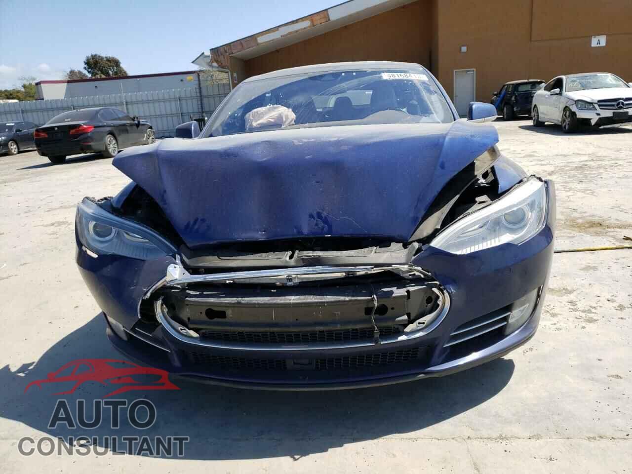 TESLA MODEL S 2015 - 5YJSA1E23FF118964