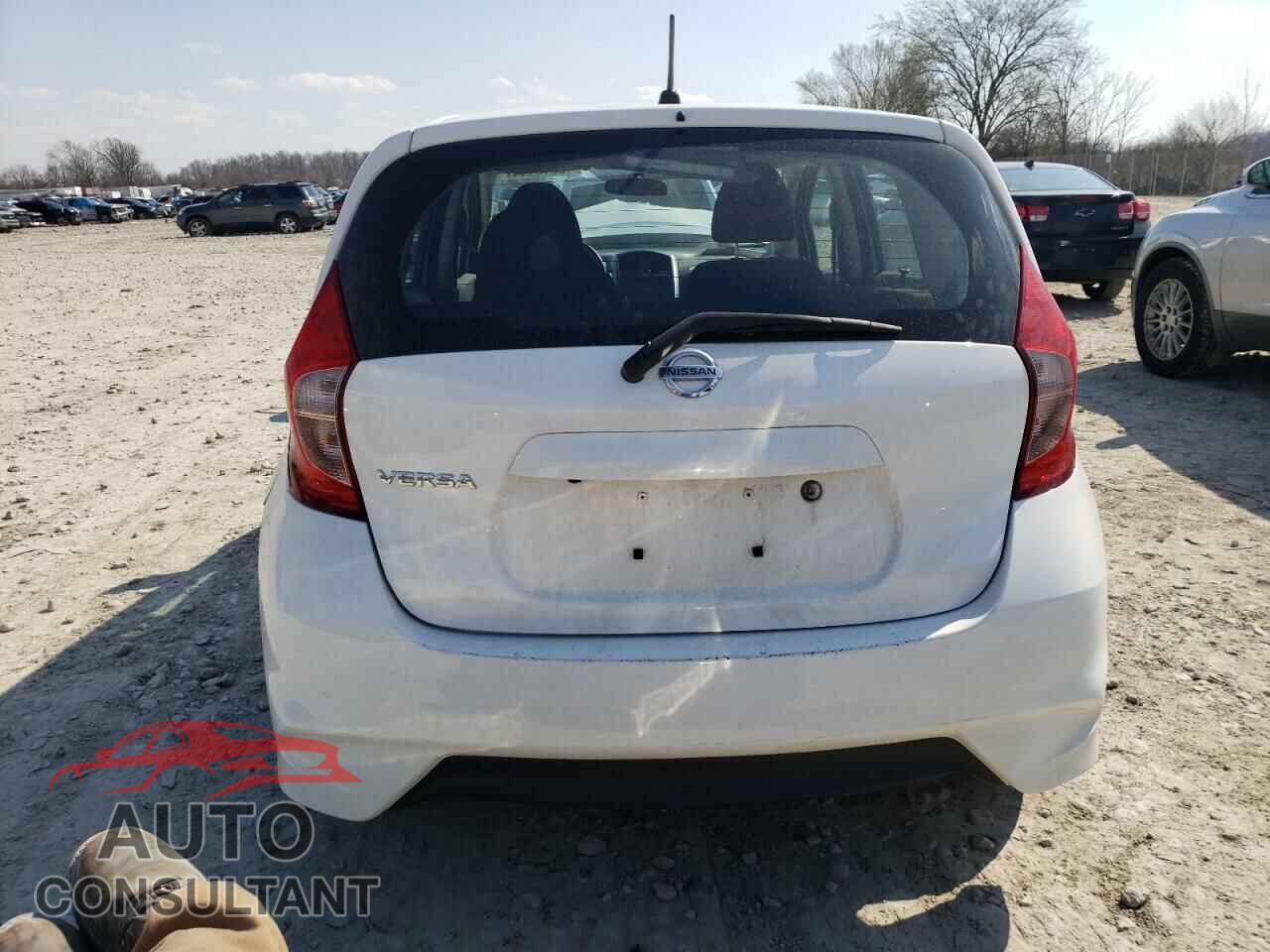 NISSAN VERSA 2019 - 3N1CE2CP3KL366093