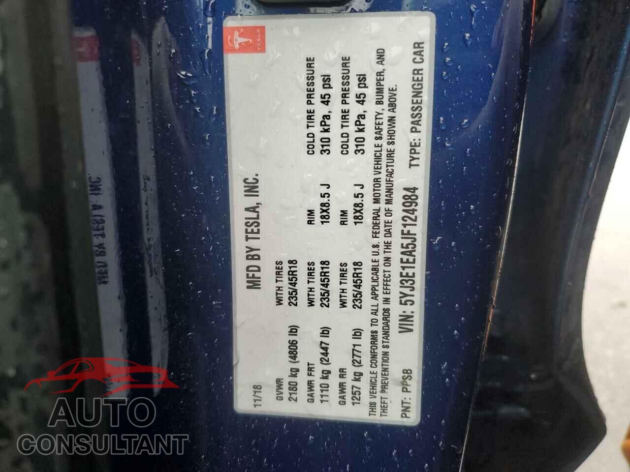 TESLA MODEL 3 2018 - 5YJ3E1EA5JF124984