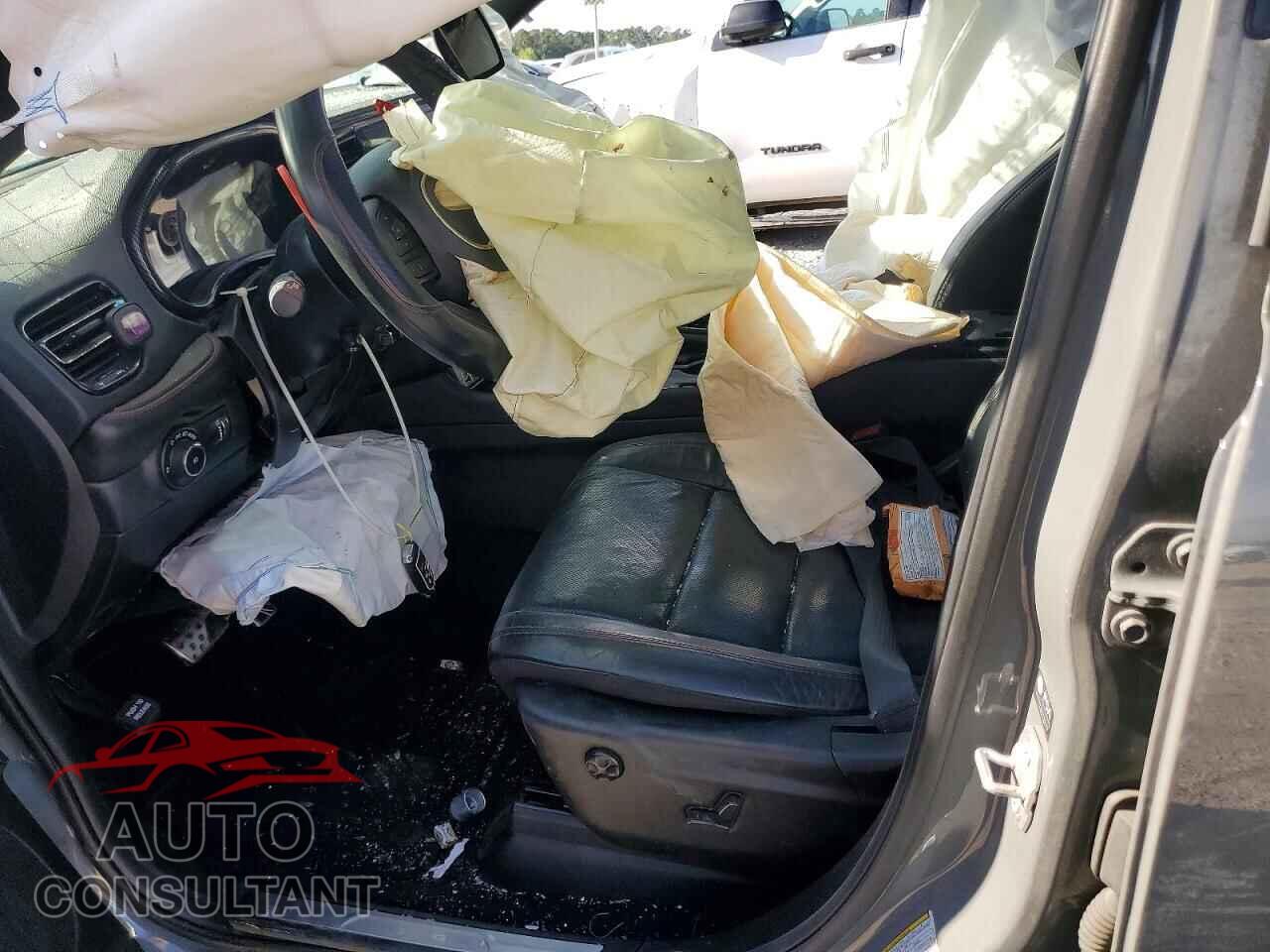 DODGE DURANGO 2023 - 1C4SDHCT0PC589576