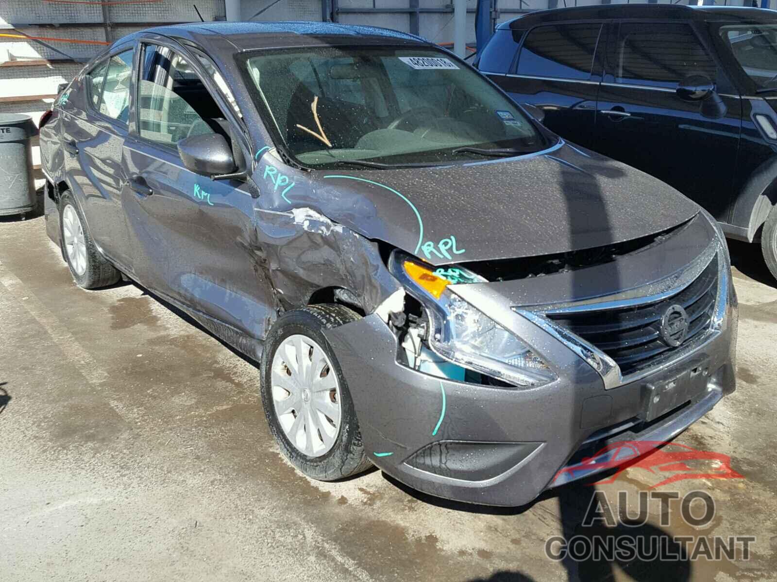 NISSAN VERSA 2018 - 3N1CN7AP0JL816085