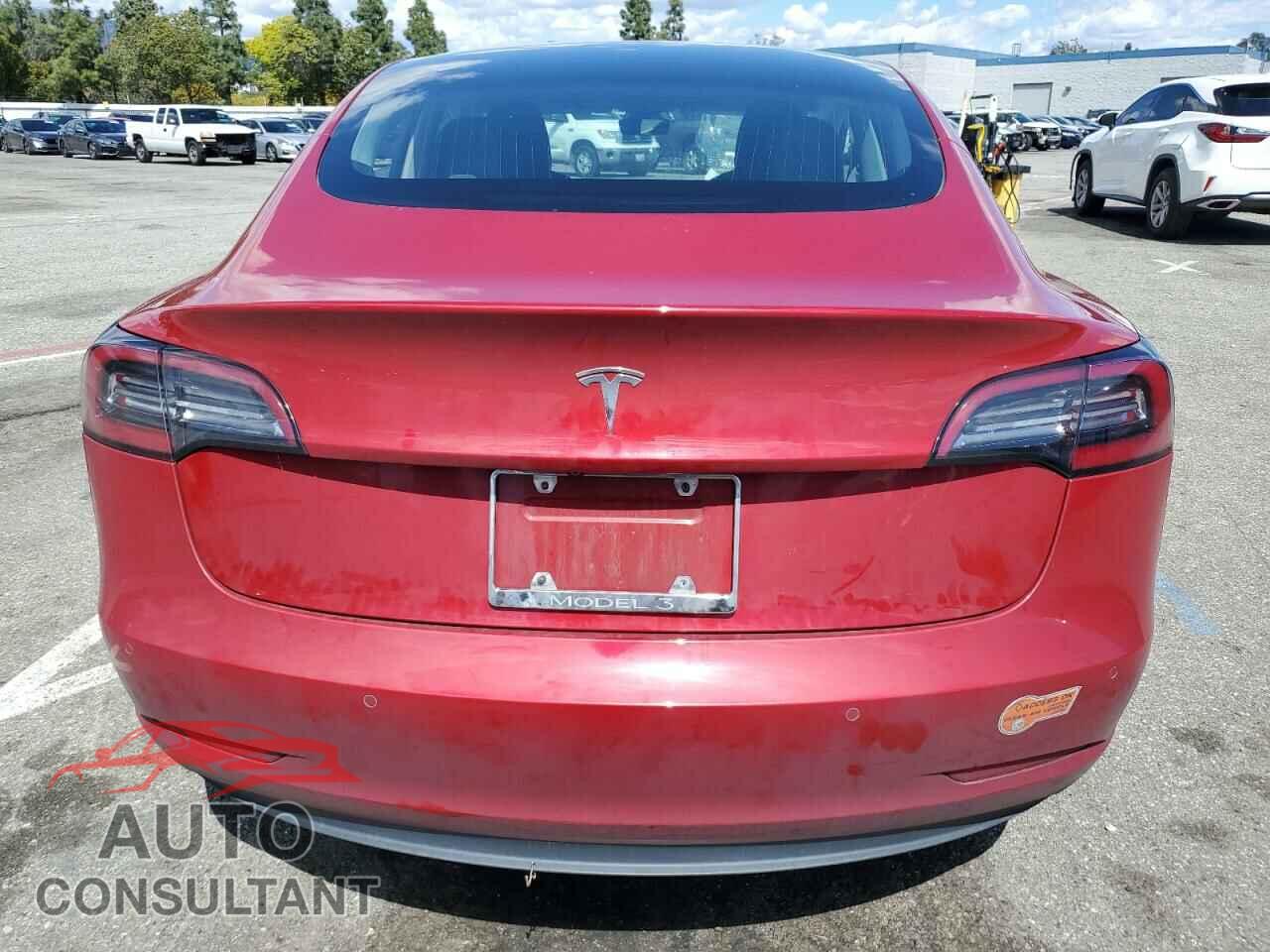TESLA MODEL 3 2018 - 5YJ3E1EA3JF102921