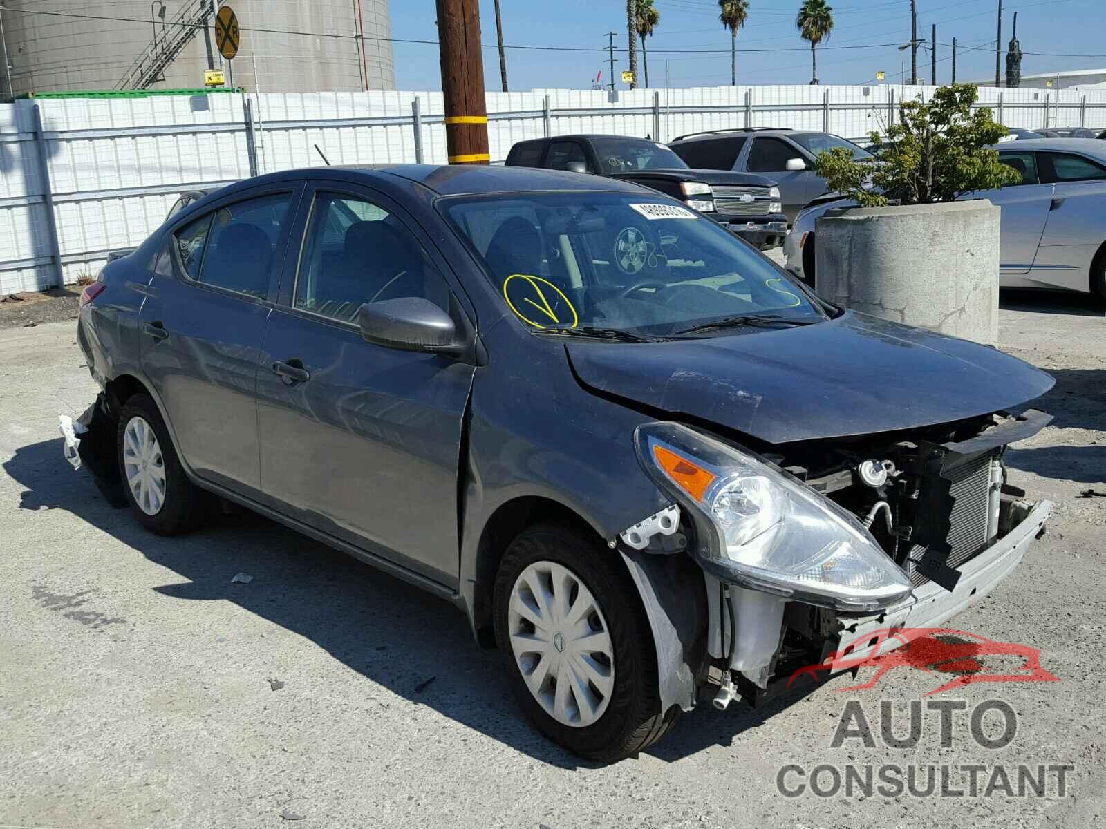 NISSAN VERSA 2017 - 3N1CN7AP2HL800979