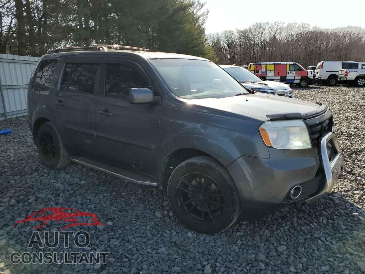 HONDA PILOT 2013 - 5FNYF4H76DB076744