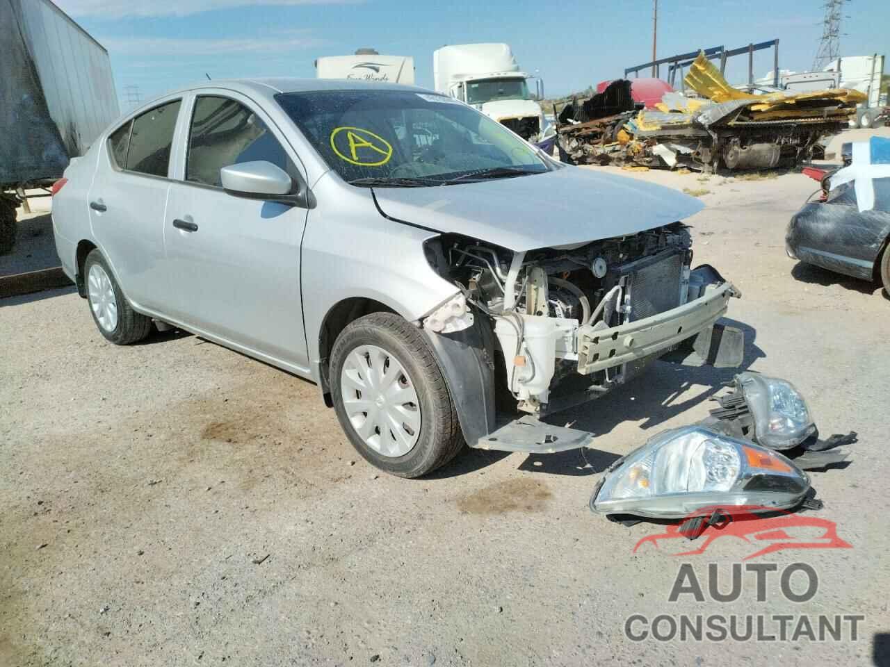 NISSAN VERSA 2018 - 3N1CN7AP6JL801414