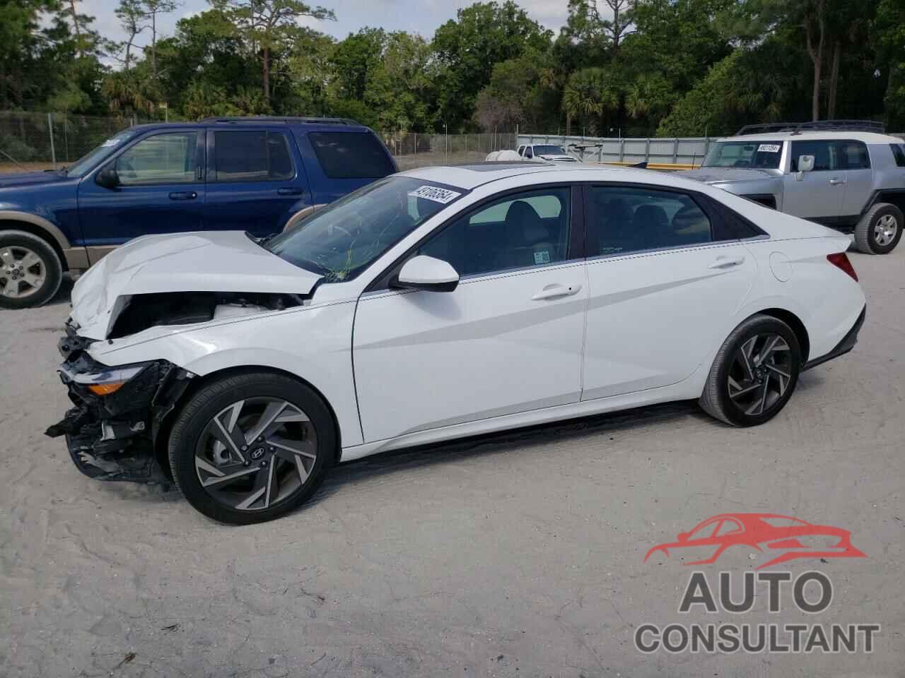 HYUNDAI ELANTRA 2024 - KMHLS4DG7RU660429