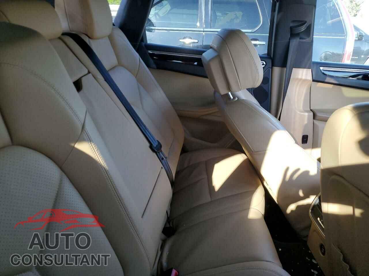 PORSCHE MACAN 2017 - WP1AB2A55HLB17862