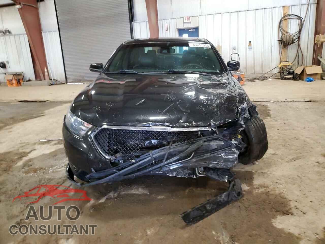 FORD TAURUS 2015 - 1FAHP2KT8FG156875