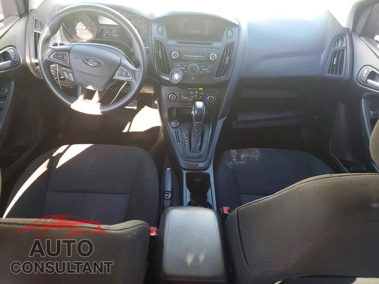 FORD FOCUS 2015 - 1FADP3F2XFL262810