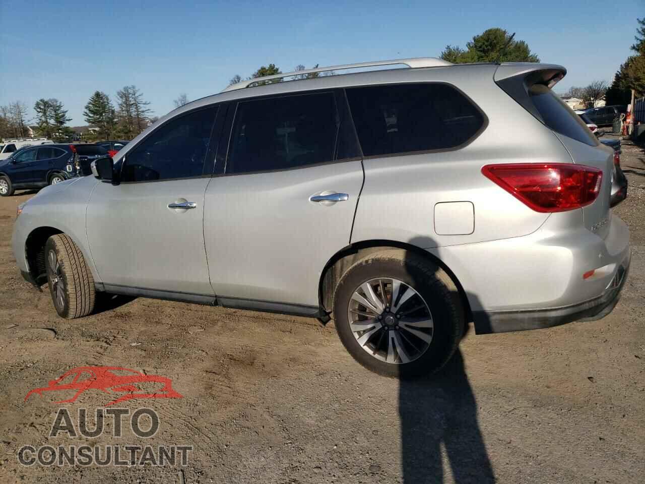 NISSAN PATHFINDER 2017 - 5N1DR2MM4HC636636