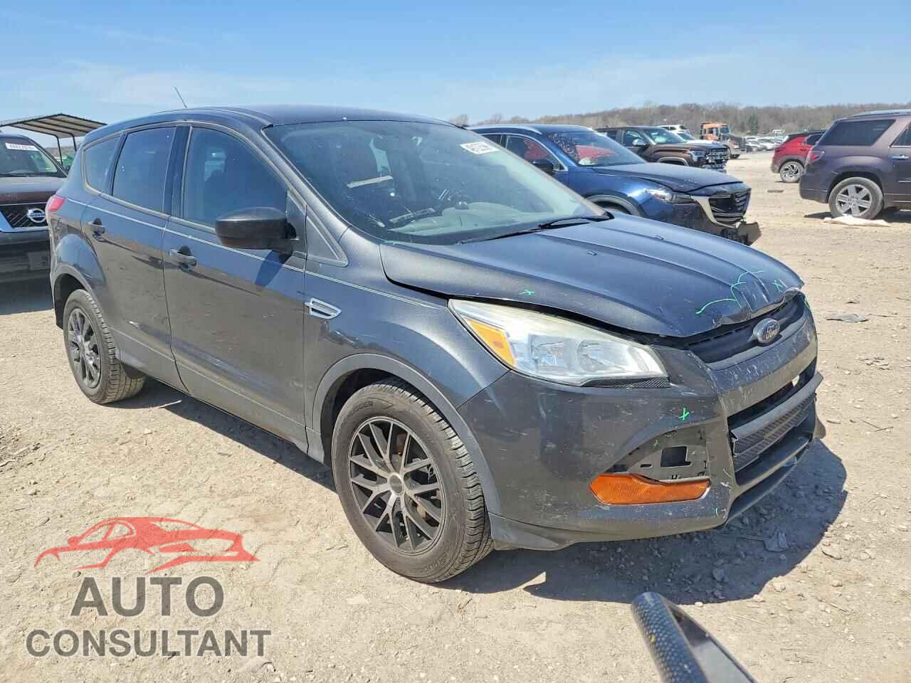 FORD ESCAPE 2016 - 1FMCU0F70GUB07263
