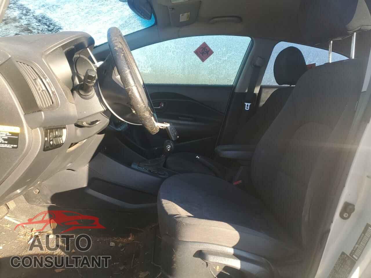 KIA RIO 2013 - KNADN5A34D6103298