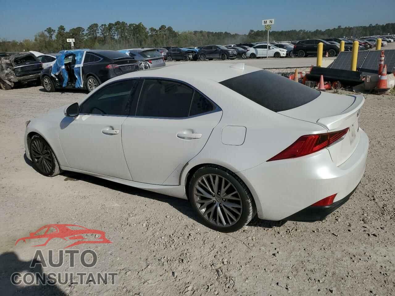 LEXUS IS 2017 - JTHBA1D23H5044112