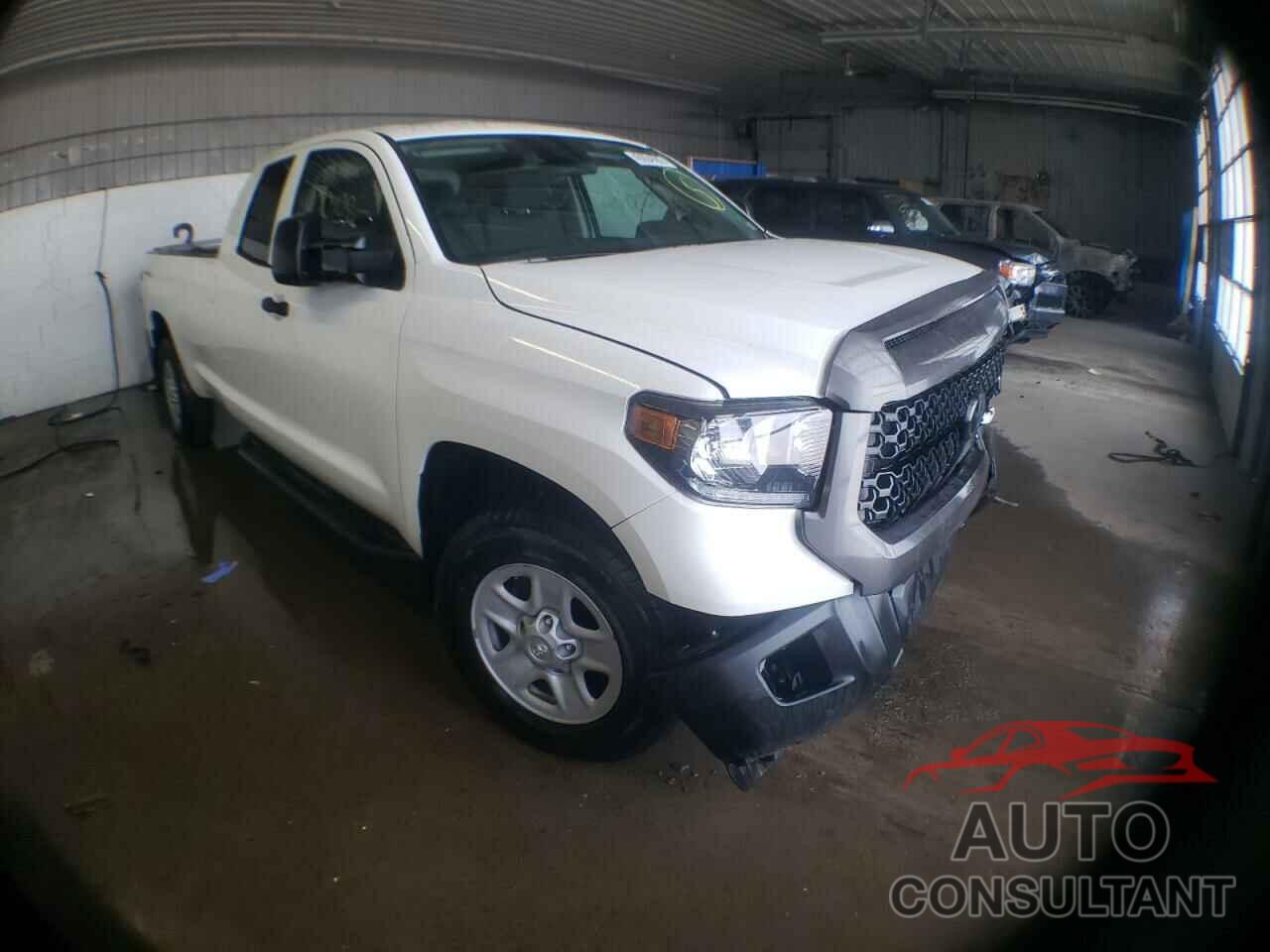 TOYOTA TUNDRA 2021 - 5TFCY5F19MX027570