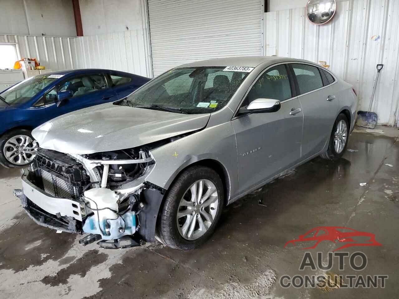 CHEVROLET MALIBU 2017 - 1G1ZE5ST4HF176208