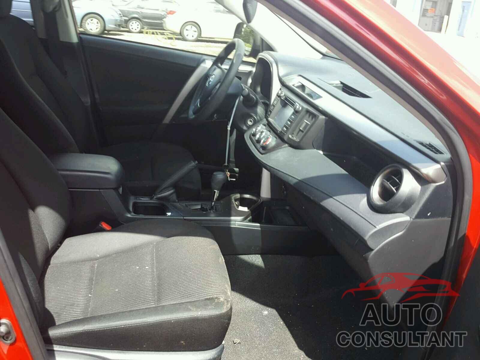 TOYOTA RAV4 LE 2016 - JTMBFREV7GJ069451