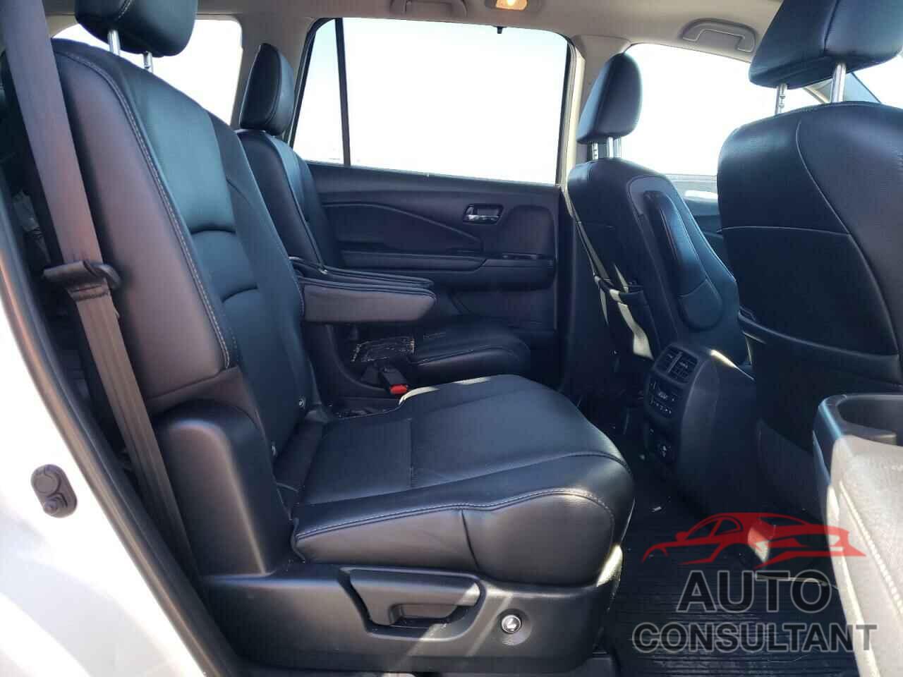 HONDA PILOT 2019 - 5FNYF6H01KB021565