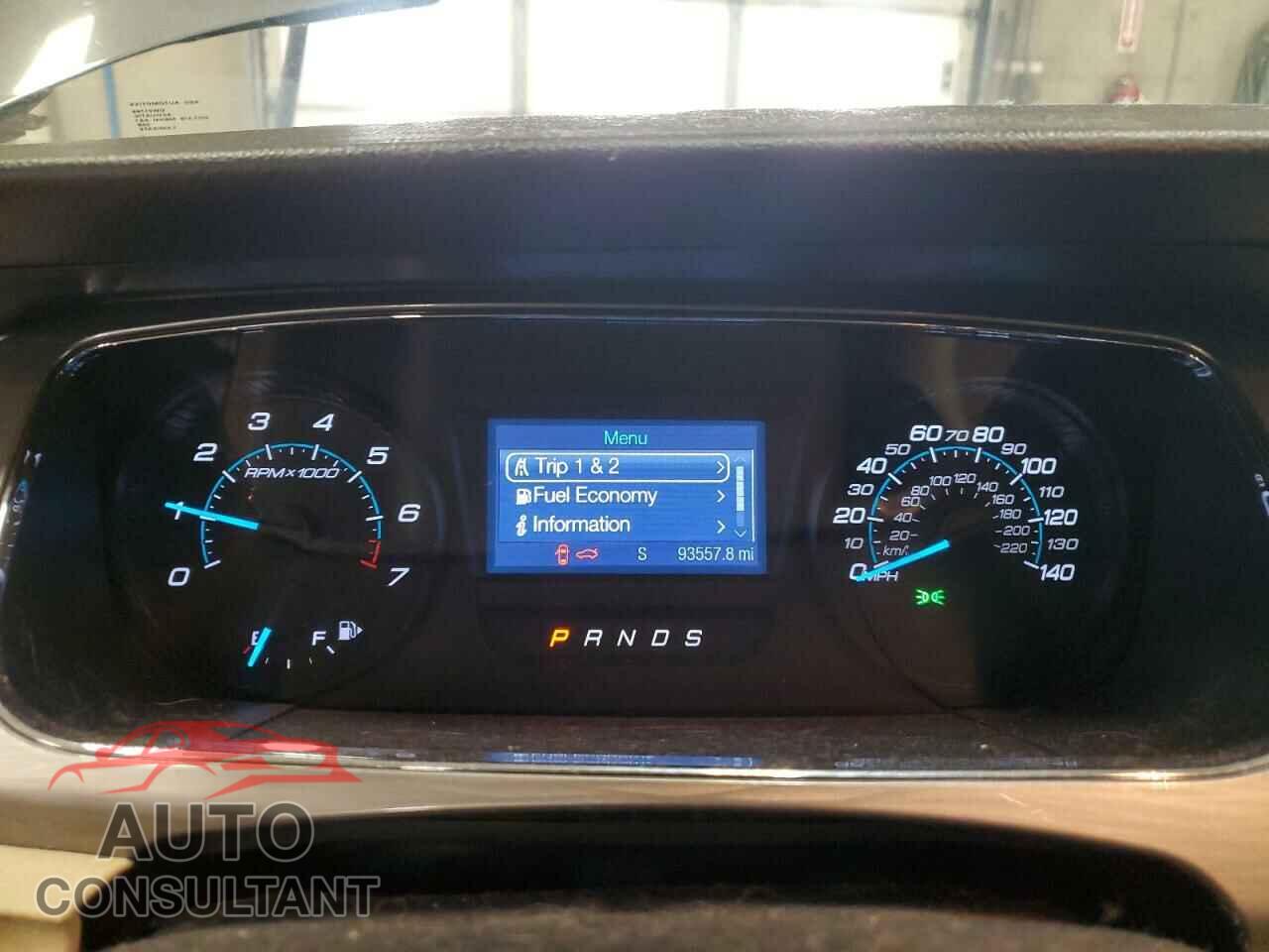 FORD TAURUS 2017 - 1FAHP2H8XHG137766