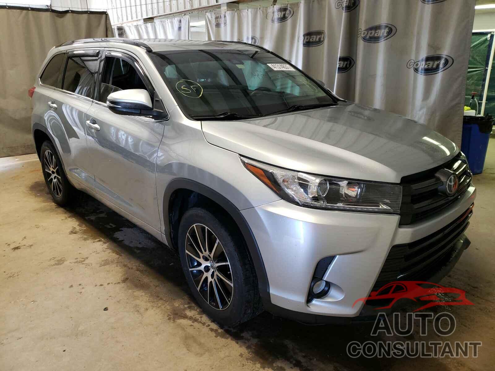 TOYOTA HIGHLANDER 2017 - 5TDKZRFH9HS210184